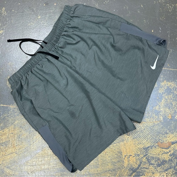 nike flex challenger shorts 7
